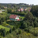 Feriehus Dom Na Skarpie *
