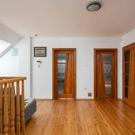 Dom Na Skarpie Feriehus